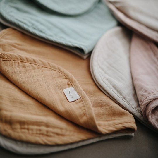 Mushie Muslin Burp Cloths – The Natural Baby Company